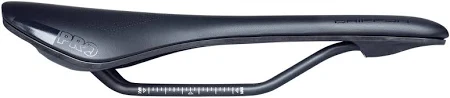 - El nuevo <strong>SILLIN PRO GRIFFON INOXIDABLE</strong><strong> </strong>está diseñado con una avanzada tecnología de amortiguación y una almohadilla EVA súper ligera de alta densidad con cubierta de cuero Poli-sintético. PRO SILLIN GRIFFON INOX 142MM - Imagen 2